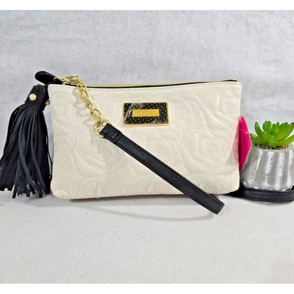 Betsey Johnson Women's Blush‎ Bone Double Zip Bag Tasseled Quilted Floral NEW - Picture 1 of 10